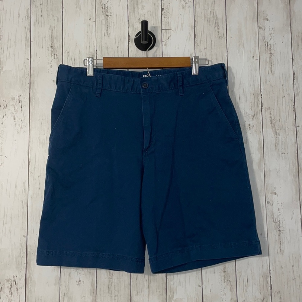 Izod men’s shorts